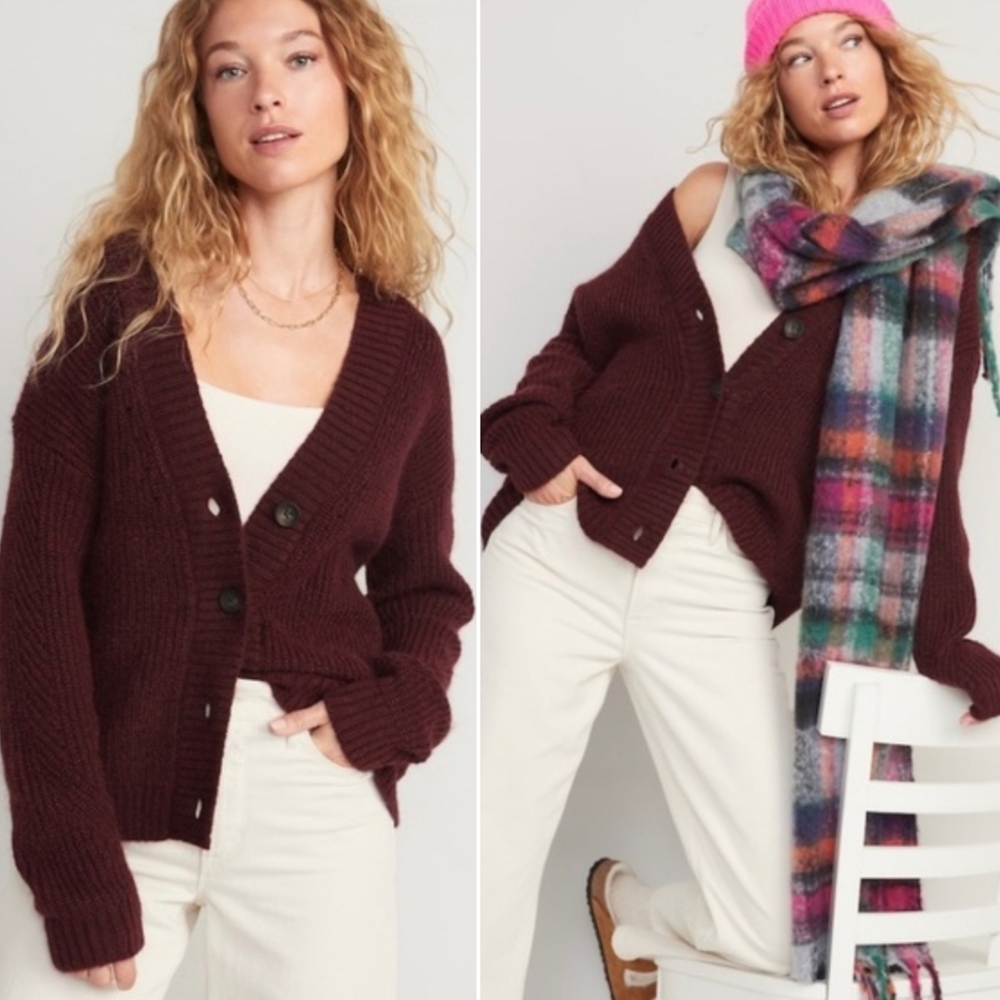 🆕️ Old Navy Cozy Shaker-Stitch Cardigan Sweater in Raisin Arizona